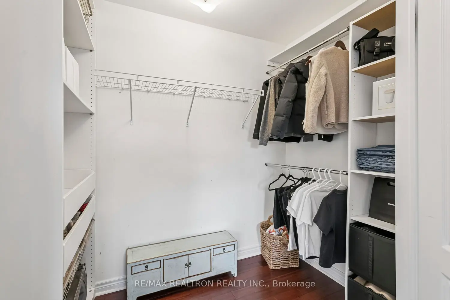 1153 Kestell Boulevard