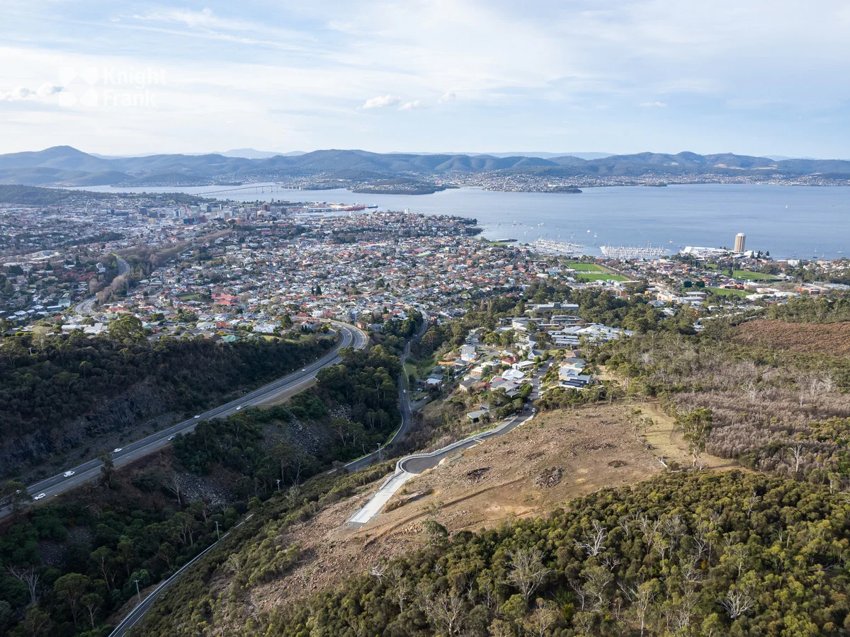 Additional image 2 of 15 Oberon Court, Dynnyrne TAS 7005