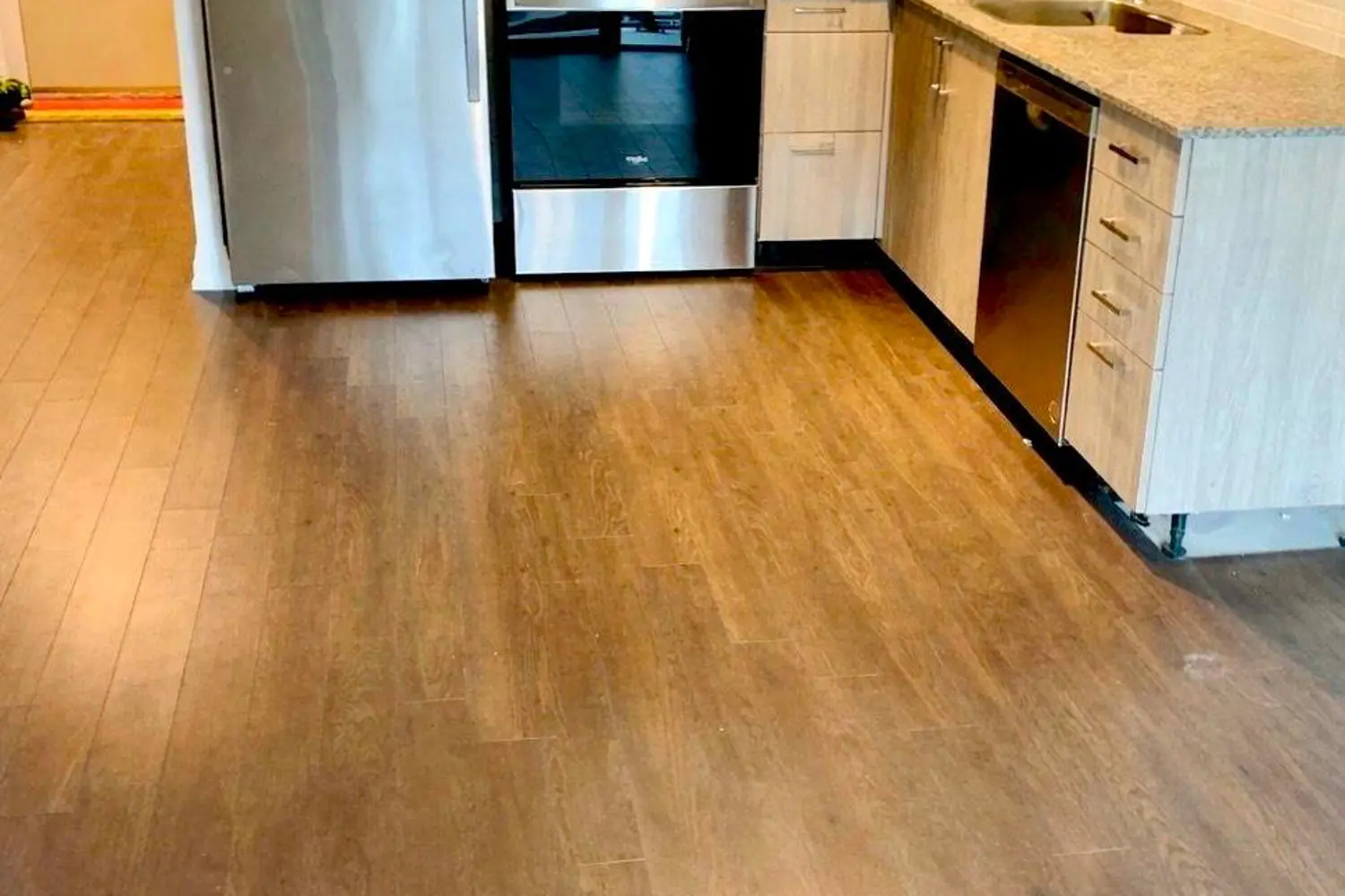 Additional image 2 of 20 Meadowglen Place 1408