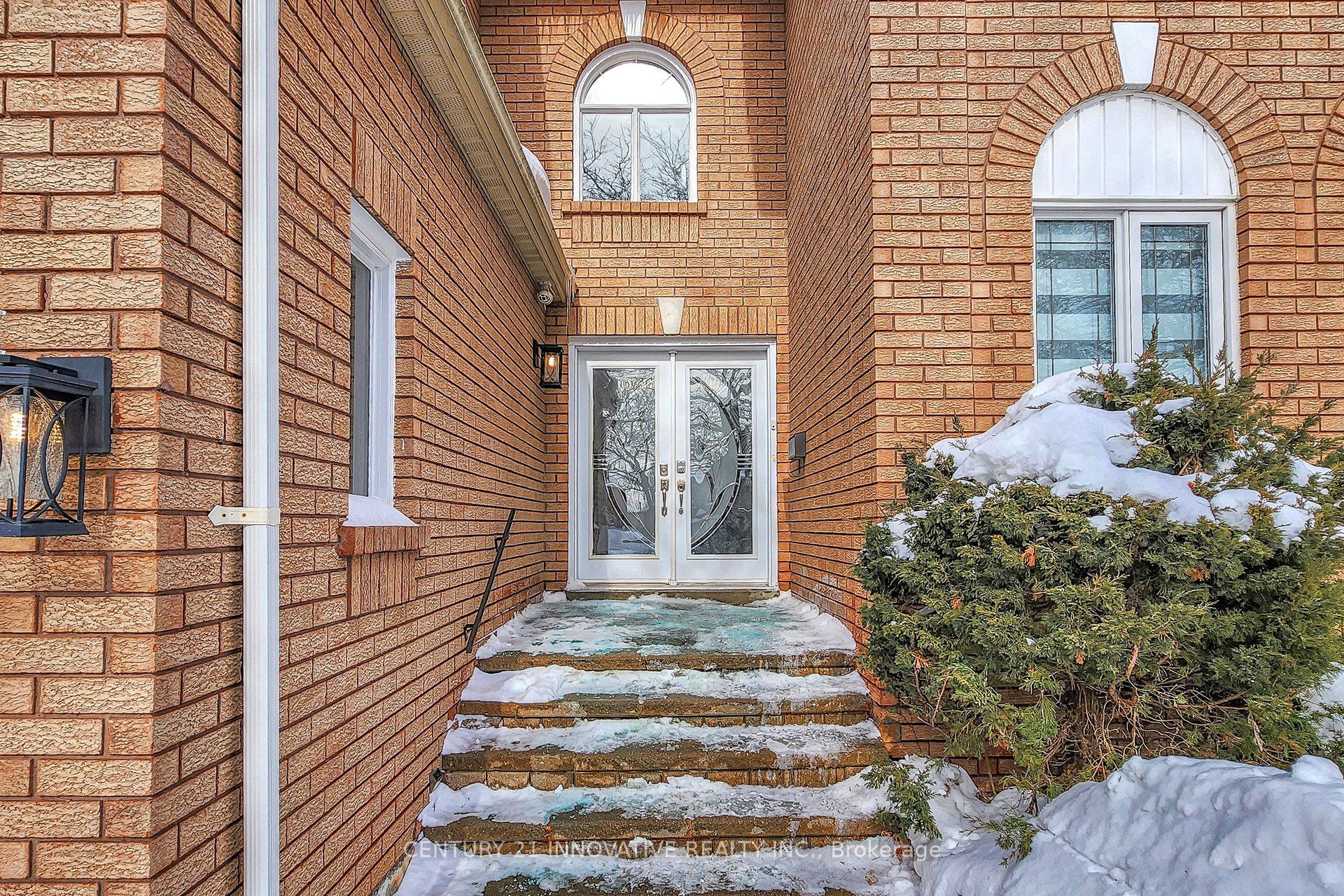 Additional image 2 of 26 Wigston Court, Whitby, ON, L1R 2B9