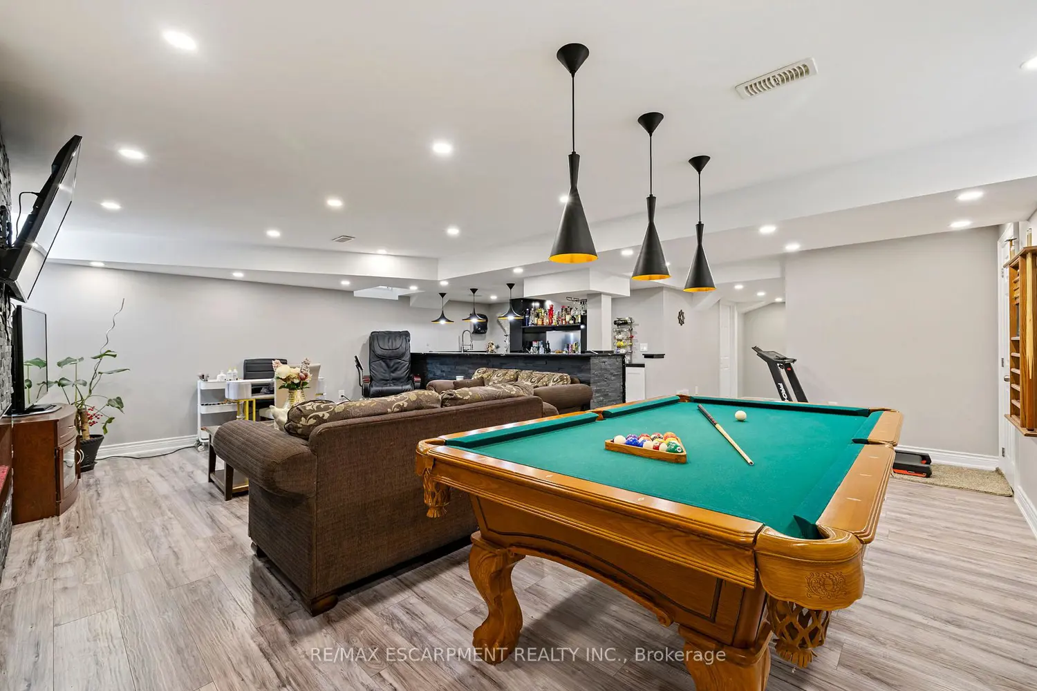 Additional image 15 of 114 Chaumont Drive