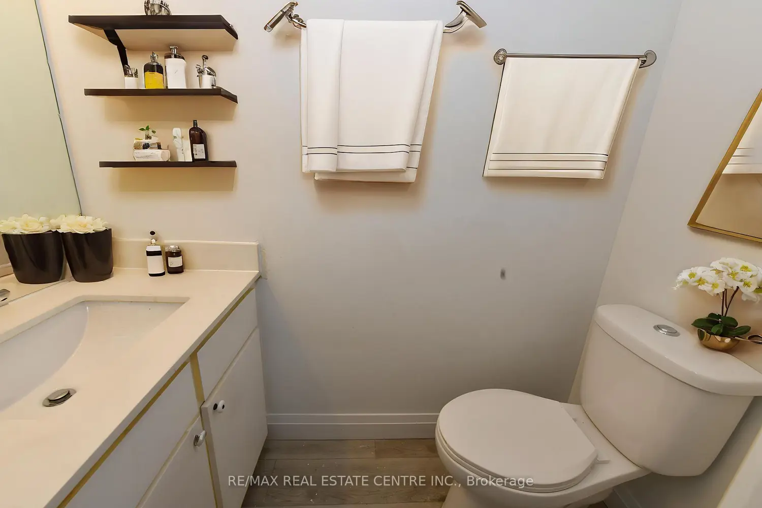 Additional image 10 of 1247 Huron Street 111