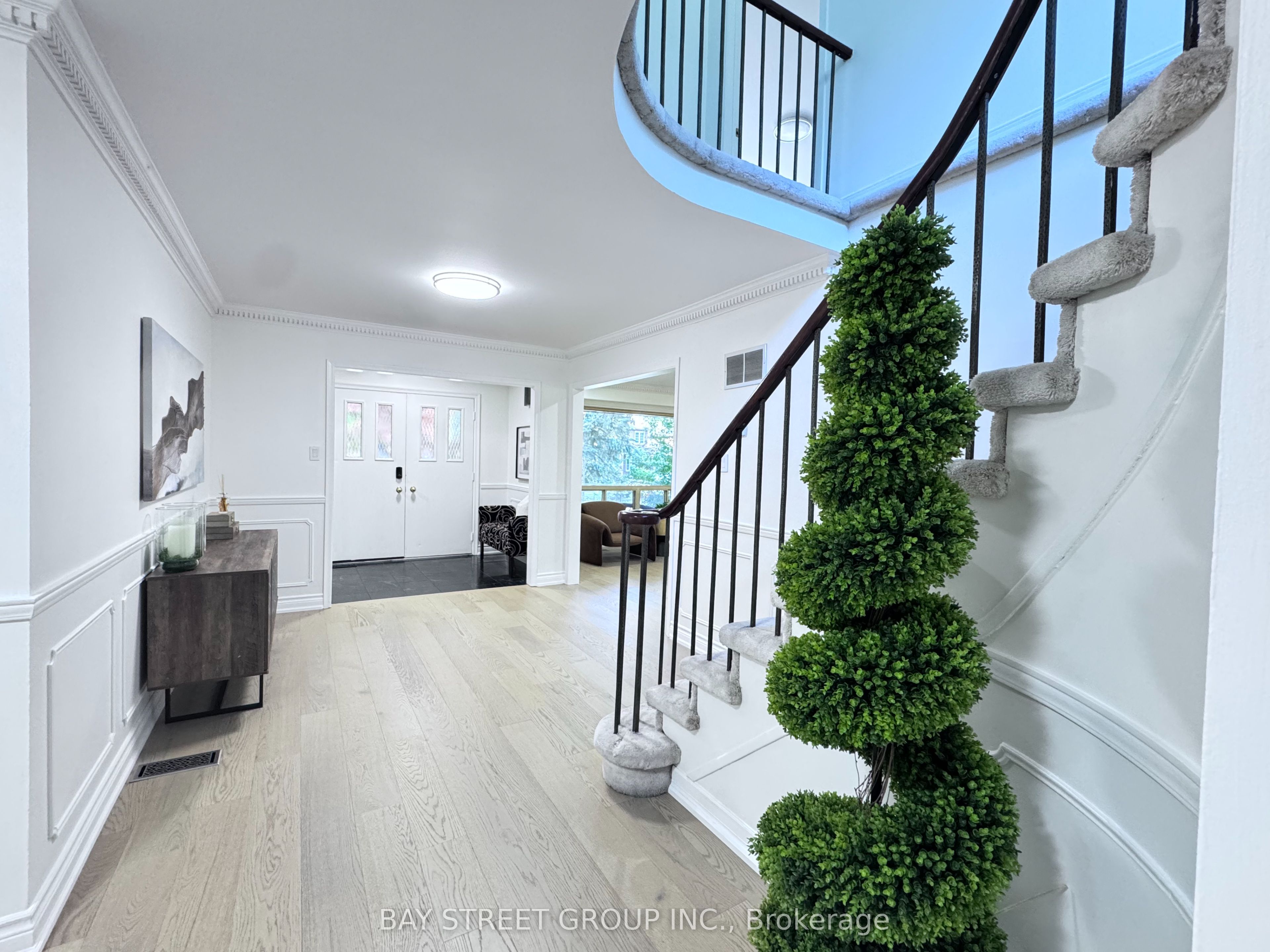 Additional image 5 of 37 Abbeywood Trail, Toronto, ON, M3B 3B4