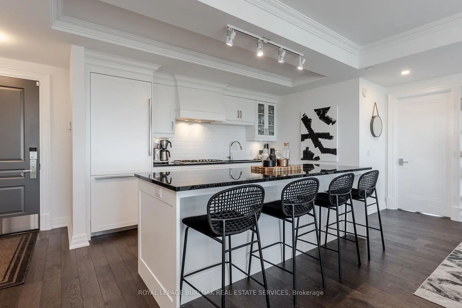 Additional image 8 of 2060 Lakeshore Road 1303