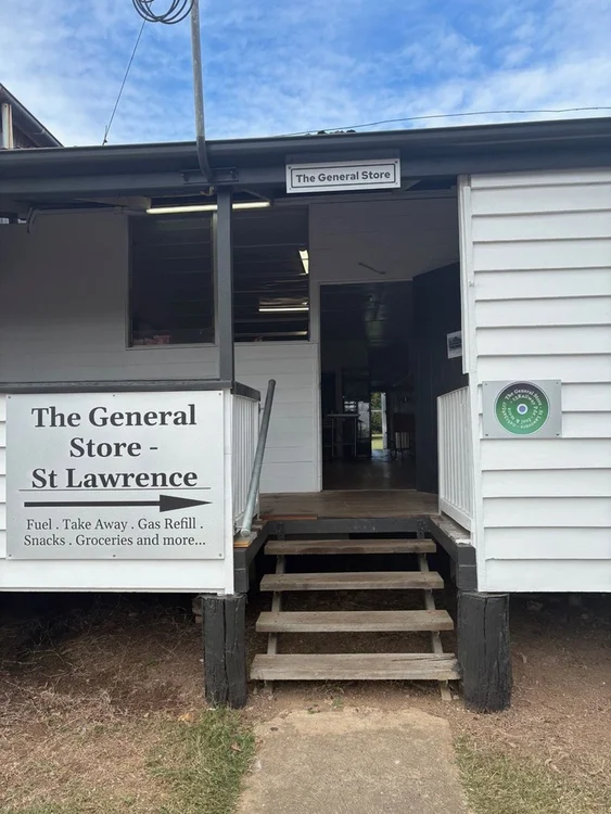 13 Railway Parade, St Lawrence QLD 4707