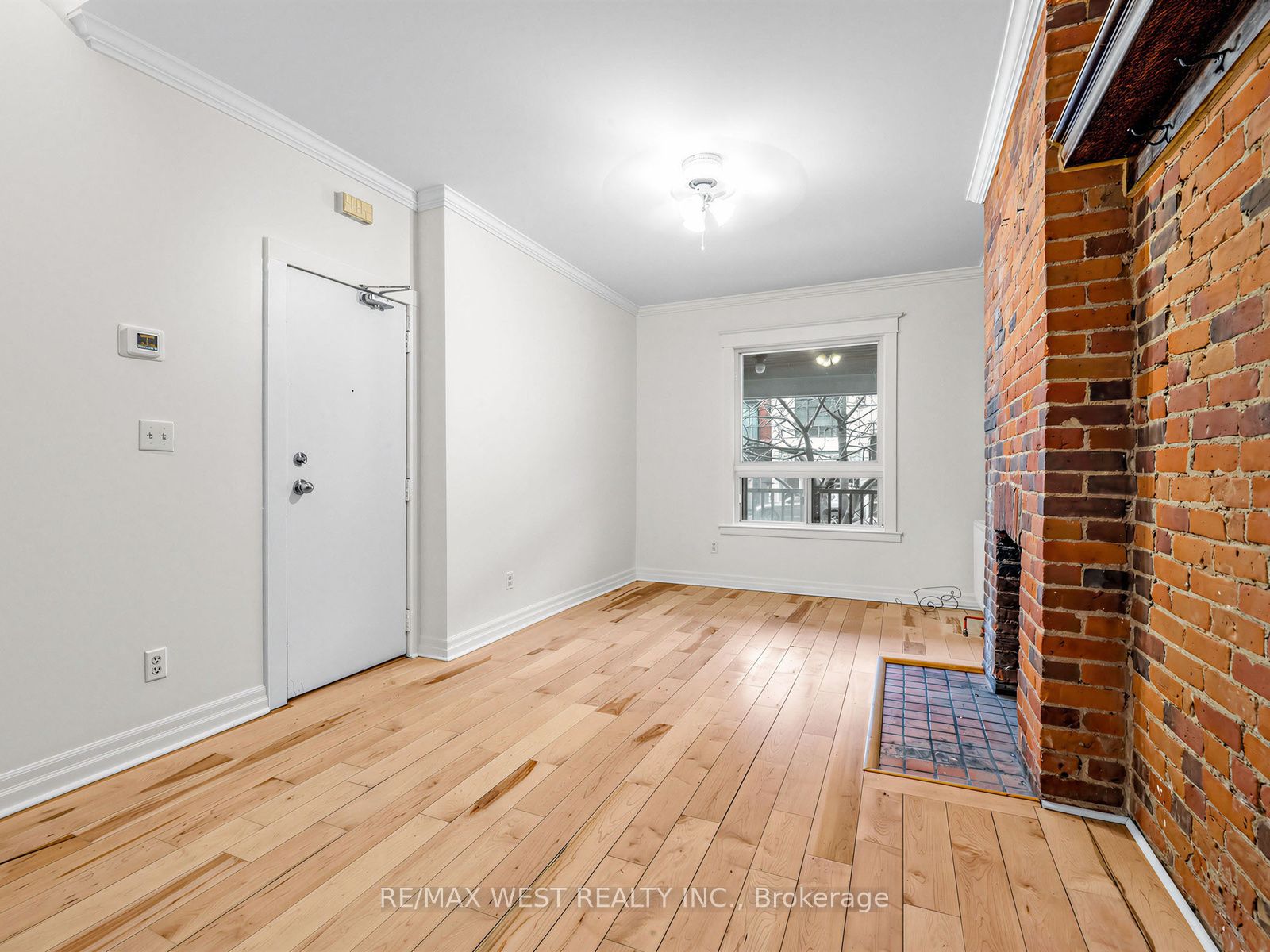 Additional image 4 of 937 Bathurst Street, Toronto, ON, M5R 3G4