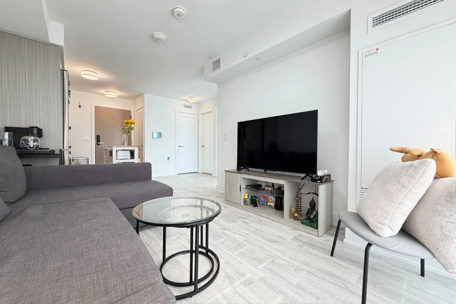 Additional image 8 of 585 Bloor Street 2219