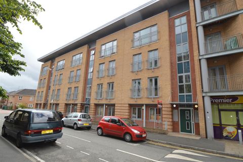 Ellis Street, Hulme, Manchester M15