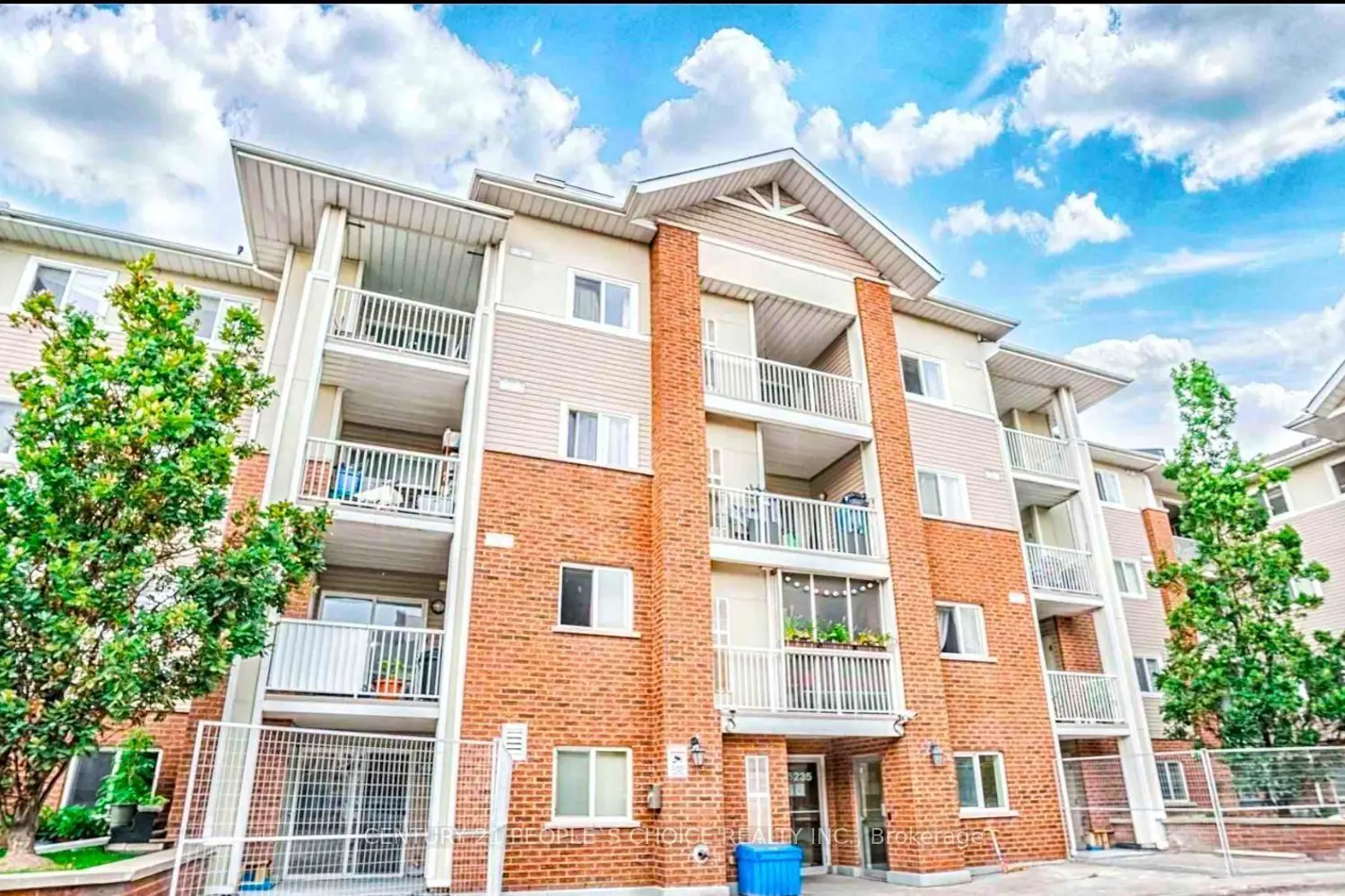 5235 Finch Avenue 420