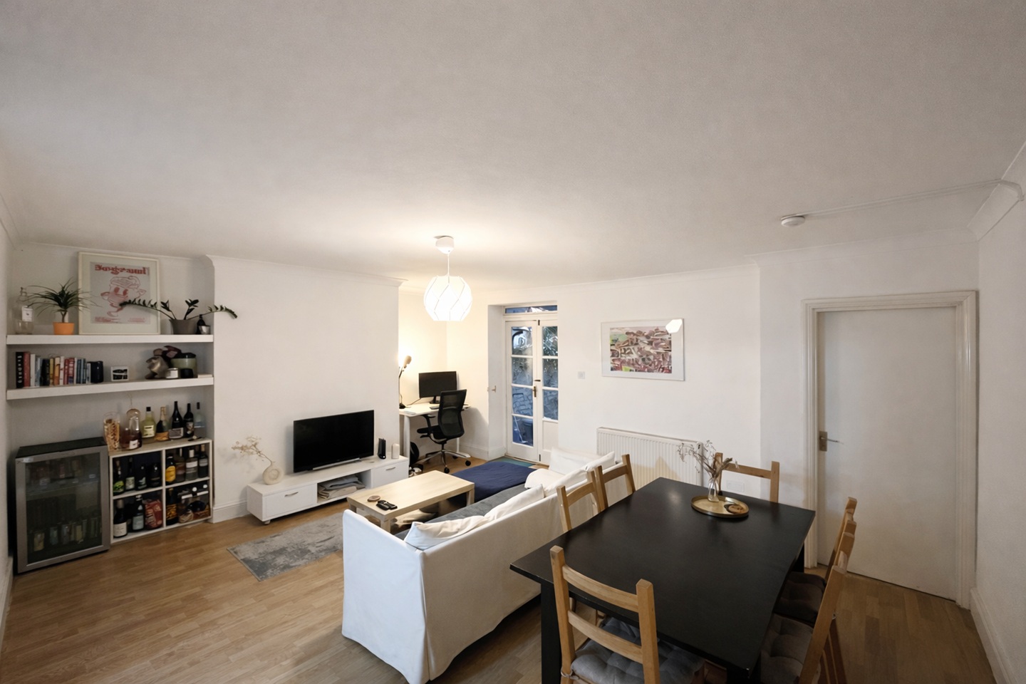 2 Bed Flat, Colville Terrace, W11, N1 7GU