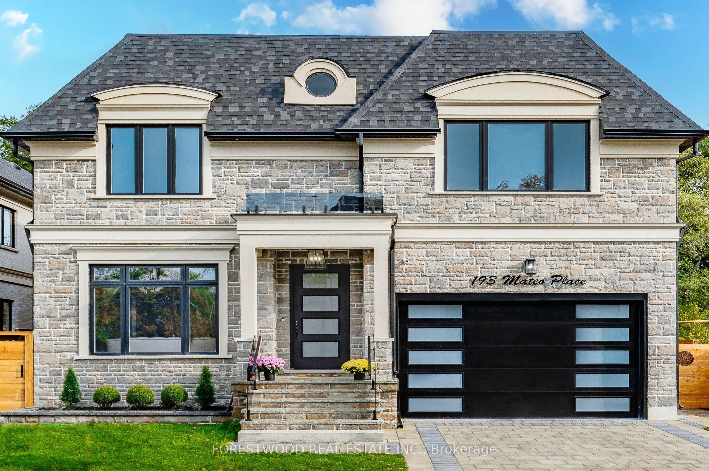 Additional image 2 of 193 Mateo Place, Mississauga, ON, L5A 2K4