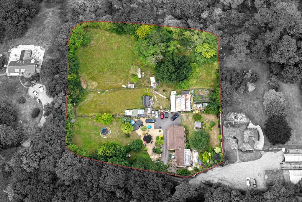 Land for saleTemplepan Lane, Chandlers Cross WD3