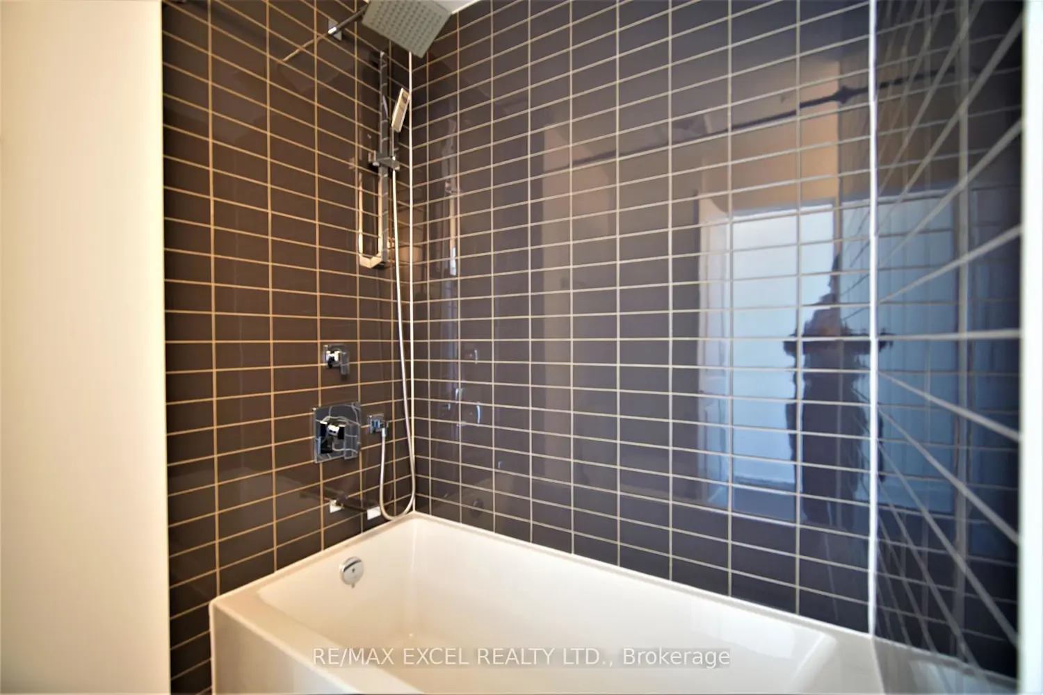 Additional image 20 of 2908 Highway 7 Road # 2607