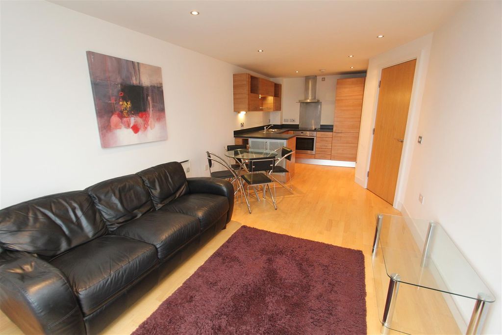 1 bed flat for saleClarence House, Leeds Dock LS10
