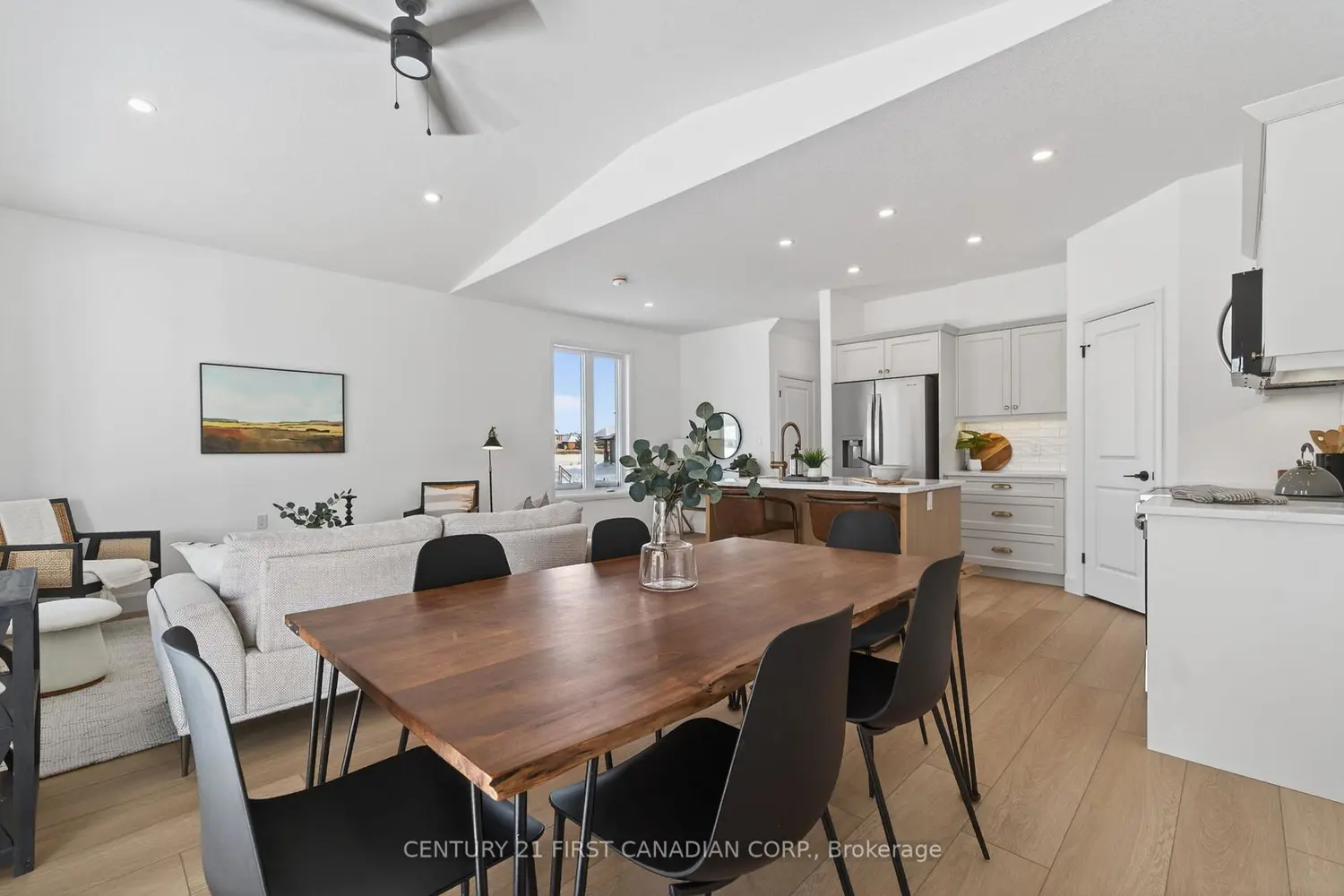 Additional image 11 of 9 Twynstra Street