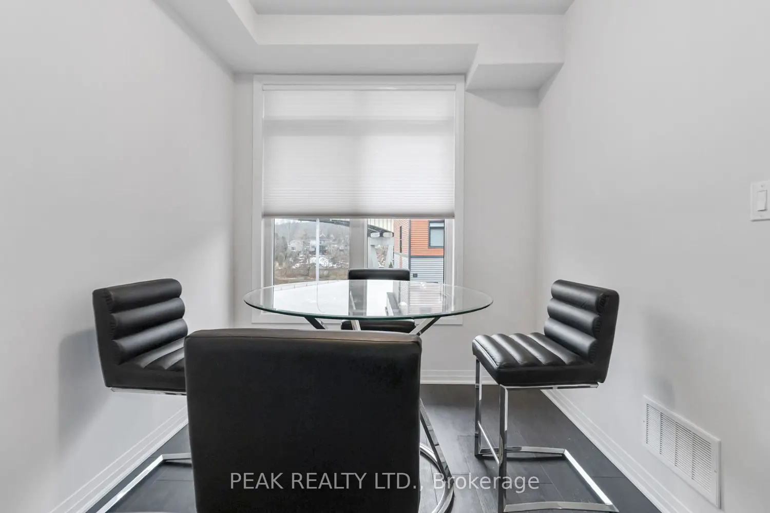 Additional image 6 of 2 Willow Street 60