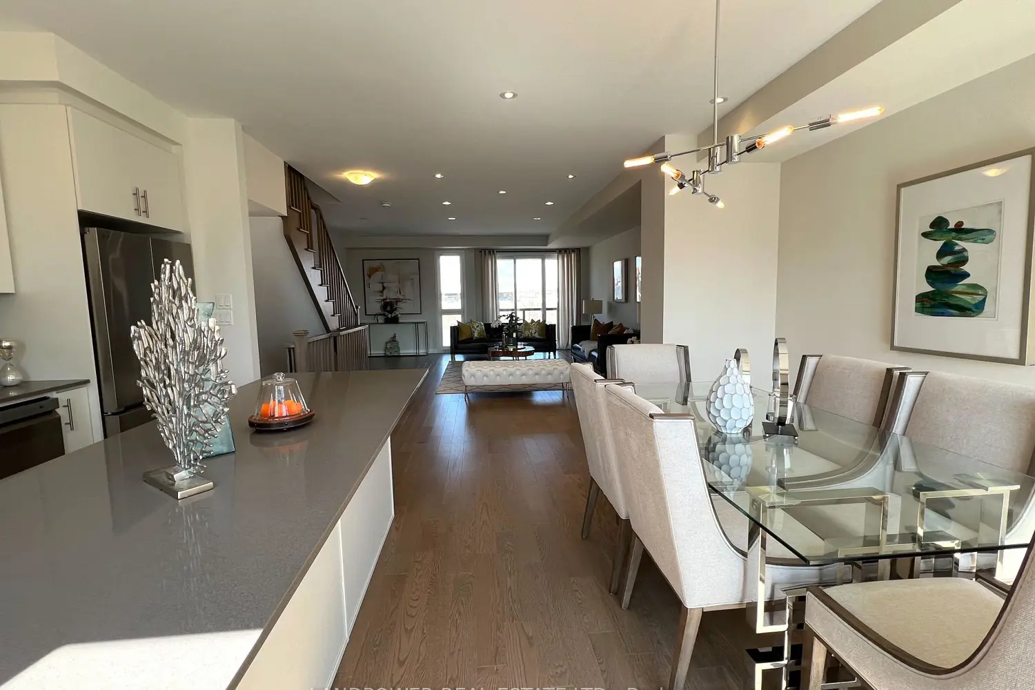 Additional image 11 of 1655 Bur Oak Avenue