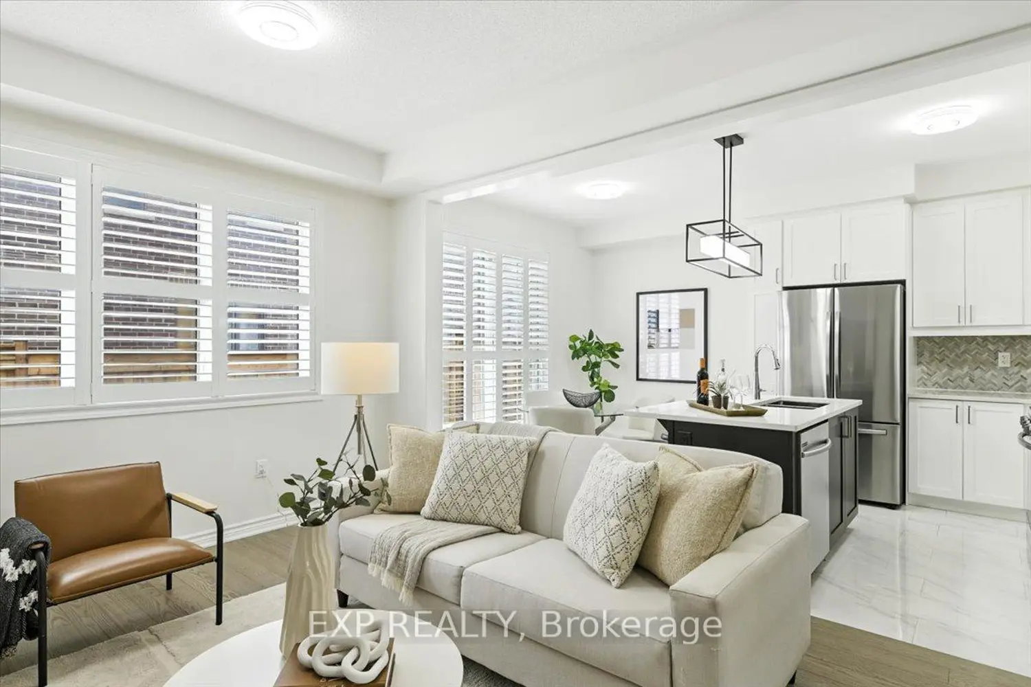 Additional image 12 of 3303 Thunderbird Promenade