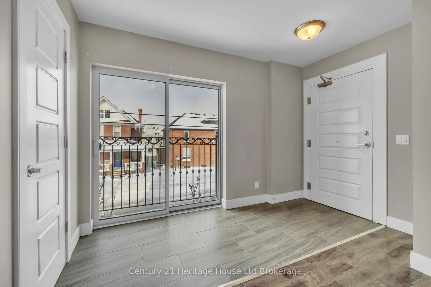 Additional image 3 of 34 Brock Street 201