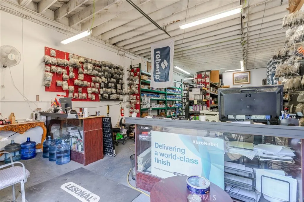 Additional image 3 of 7516 San Fernando Road, Sun Valley, CA 91352