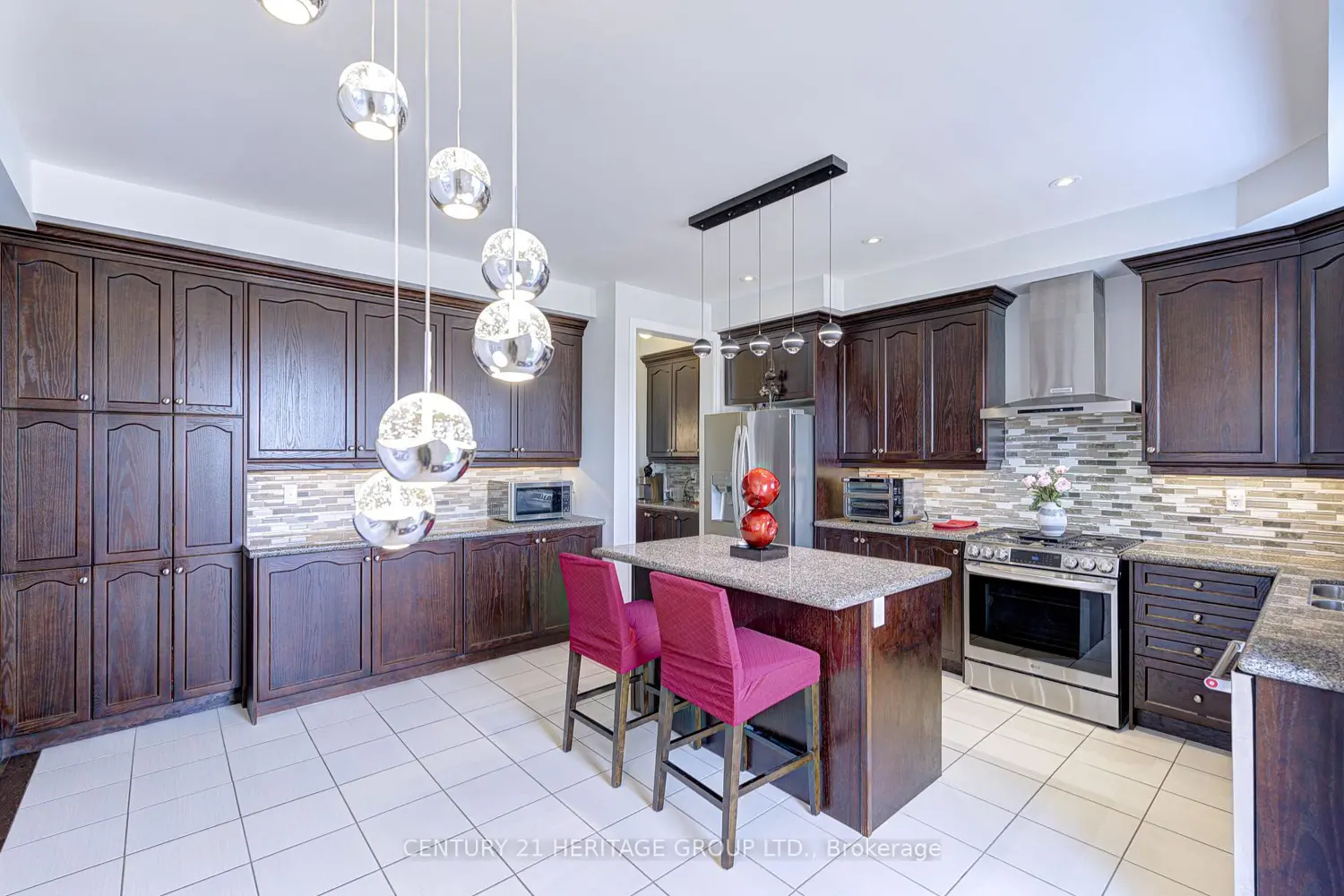 Additional image 9 of 32 Michaelis Street