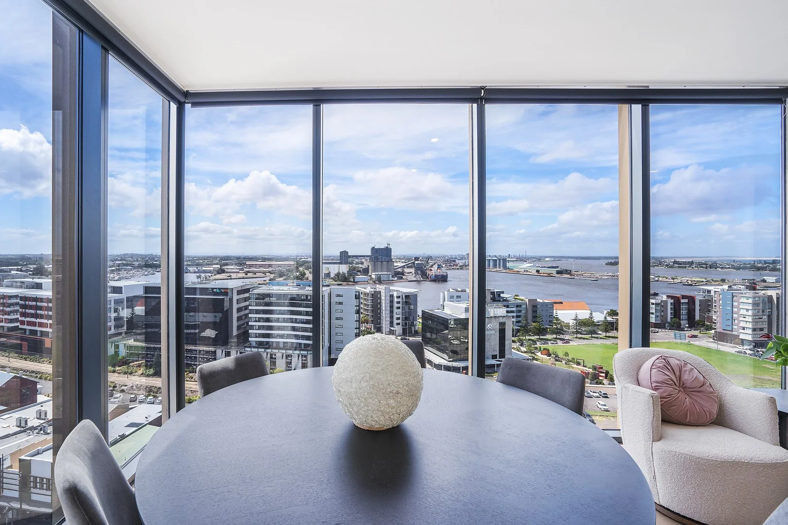 1401/509 Hunter Street, Newcastle NSW 2300