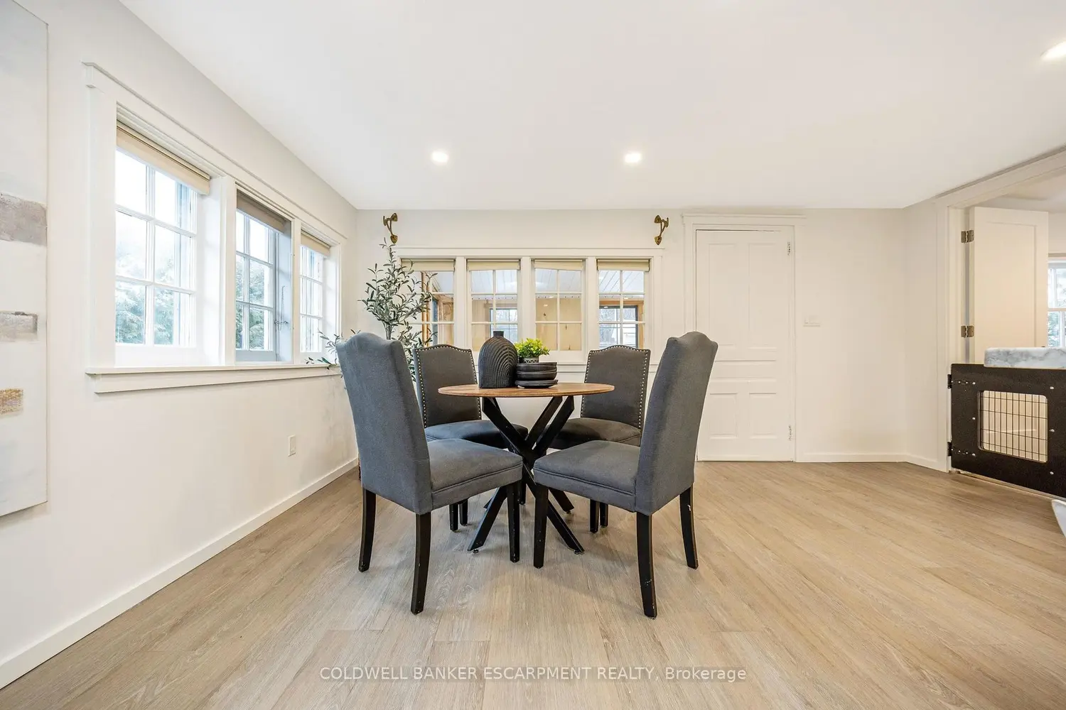 Additional image 11 of 14 Laurine Avenue