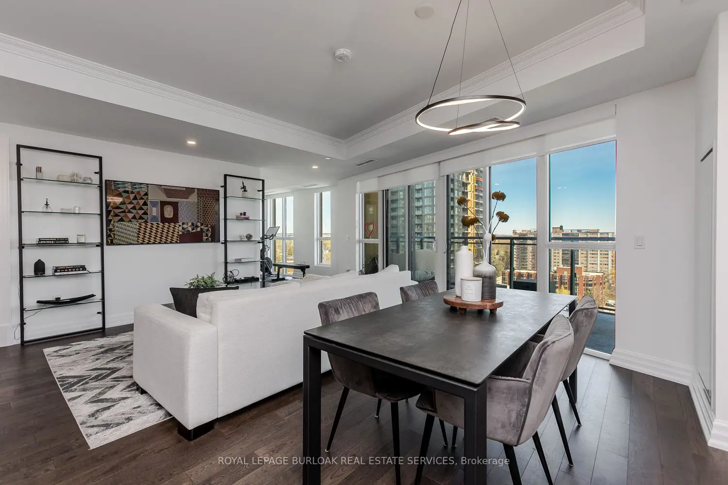 Additional image 15 of 2060 Lakeshore Road 1303