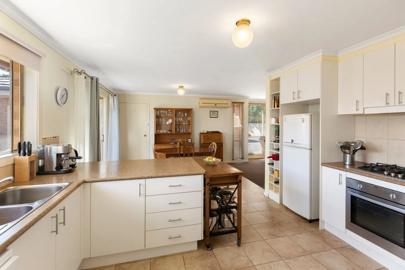 Additional image 7 of 2/3 Bellview Court, Mansfield VIC 3722