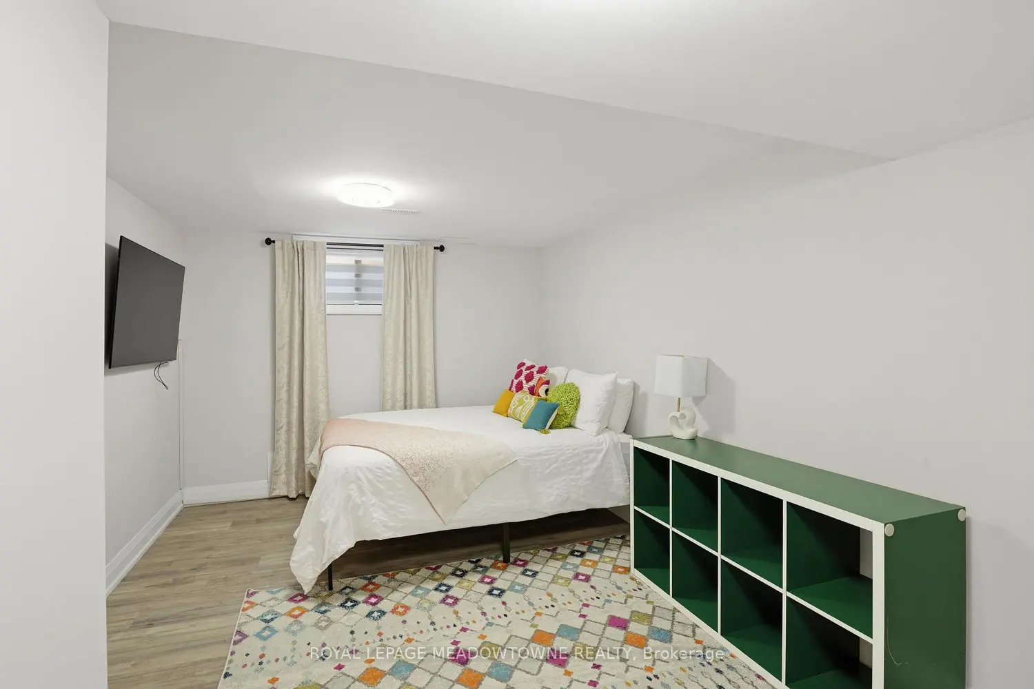 Additional image 11 of 10 Mottistone Court