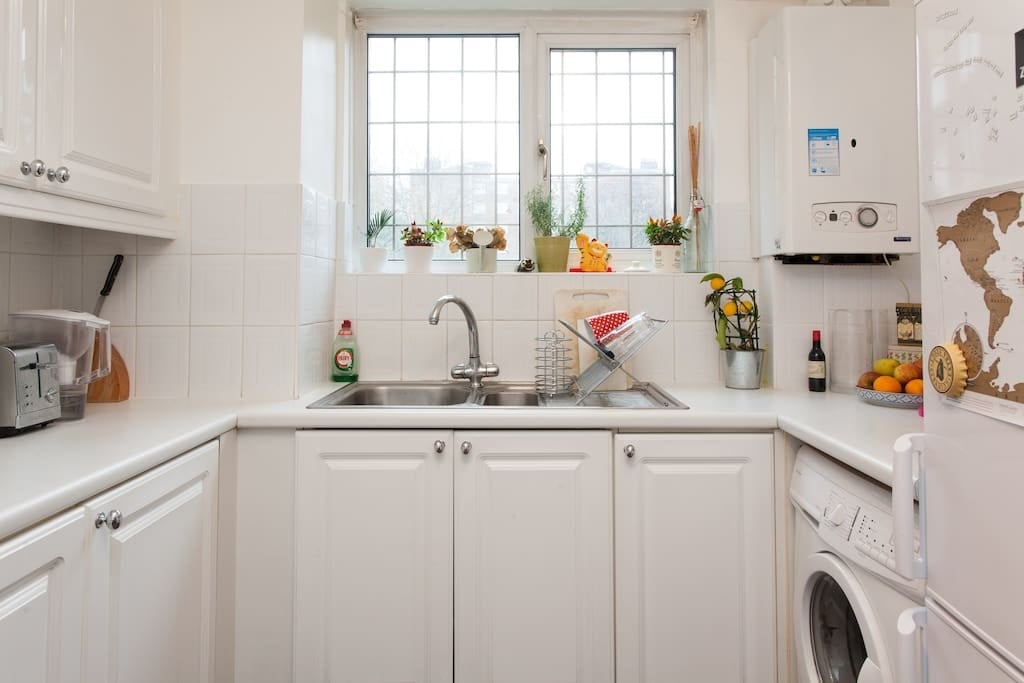 Additional image 4 of 2 Bed Maisonette, Royal Oak Court, N1, N1 7GU