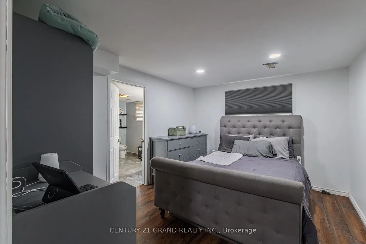 Additional image 7 of 2104 Governors Road