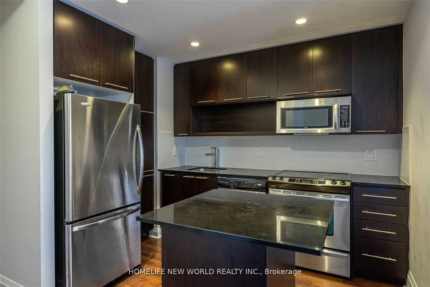 Additional image 8 of 100 Harrison Garden Boulevard 1815