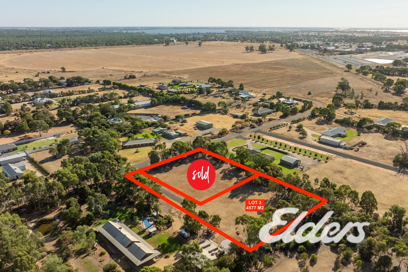 18 & 20 Pine View Drive, Yarrawonga VIC 3730