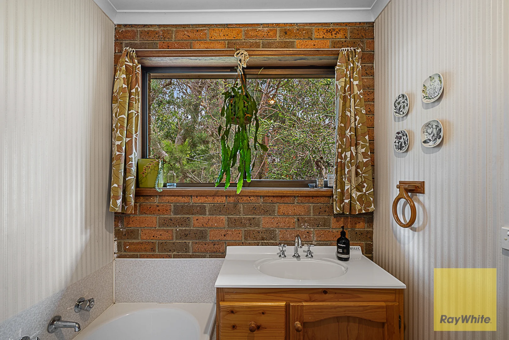 Additional image 11 of 9 Wattle Court, Sandy Point VIC 3959