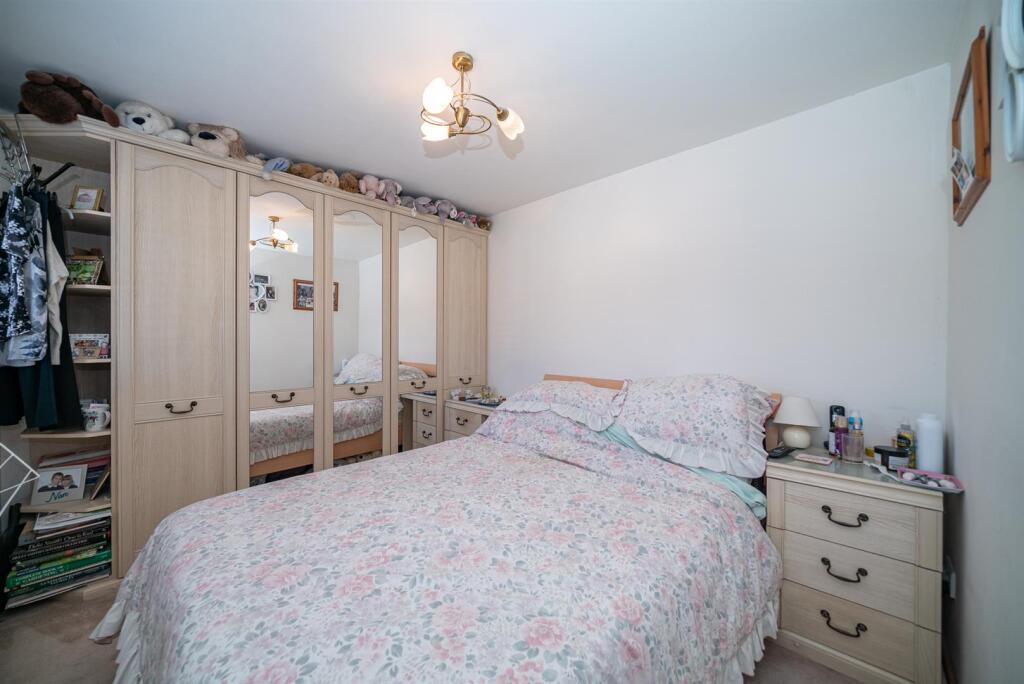 Additional image 12 of Howard Close, St. Albans