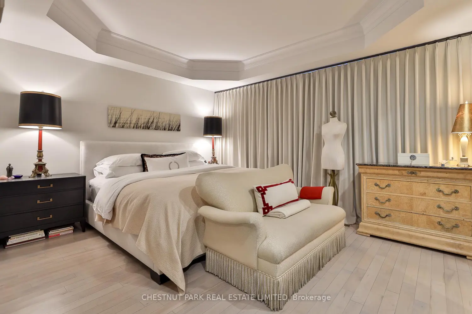 Additional image 17 of 99 Avenue Road 508