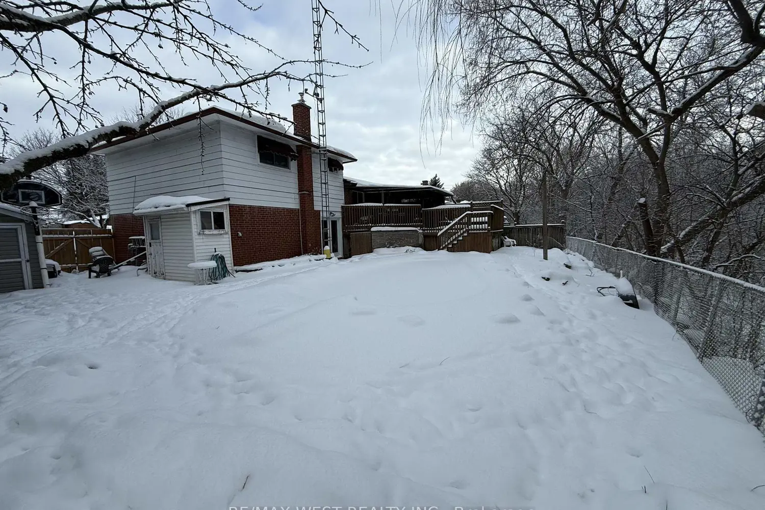 509 Arnhem Drive photo 3
