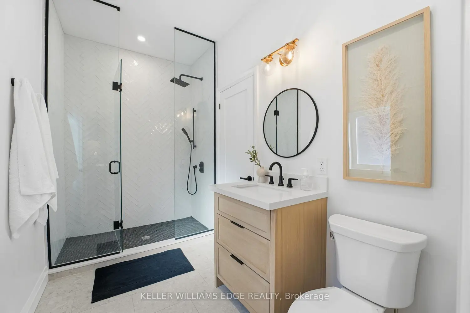 Additional image 12 of 1316 Dundas Street