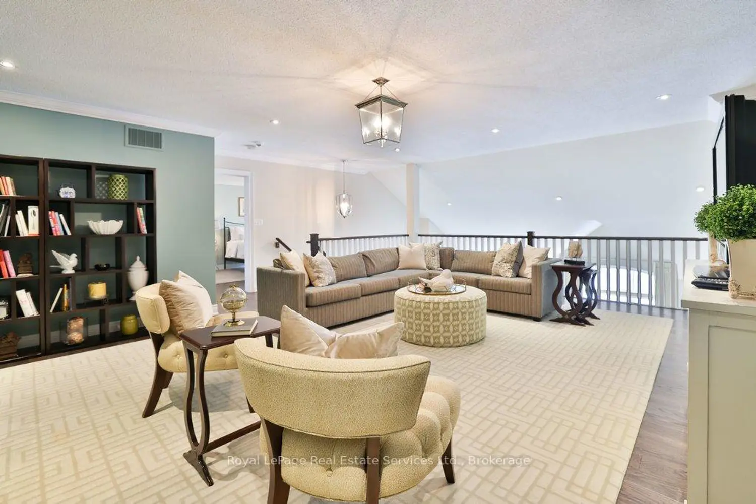 Additional image 12 of 3353 Liptay Avenue 12