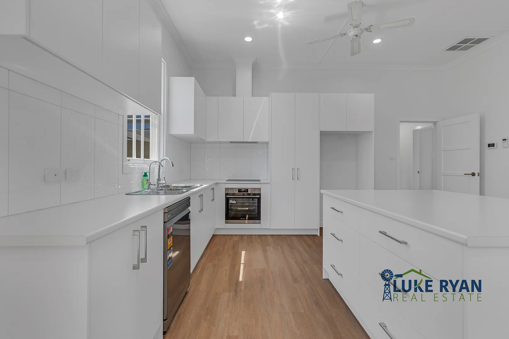 Additional image 4 of 19 King Street, Rochester VIC 3561