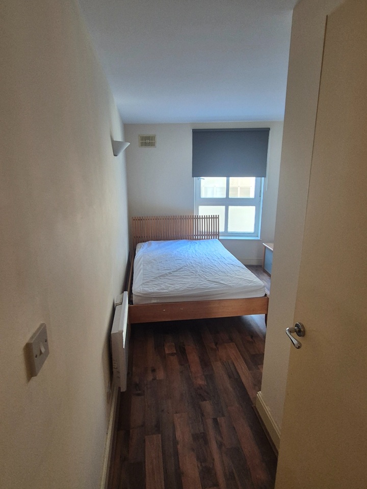 Additional image 6 of 1 Bed Flat, Coke Street, E1, N1 7GU