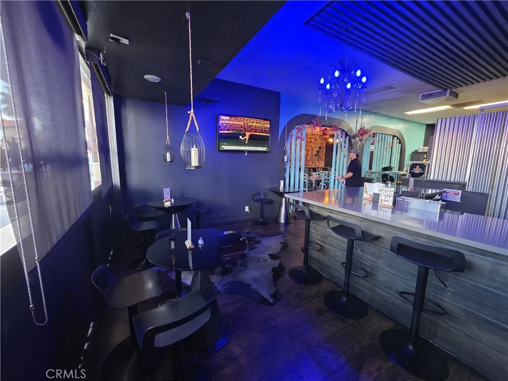 Additional image 10 of 7213 Balboa Boulevard, Van Nuys, CA 91406