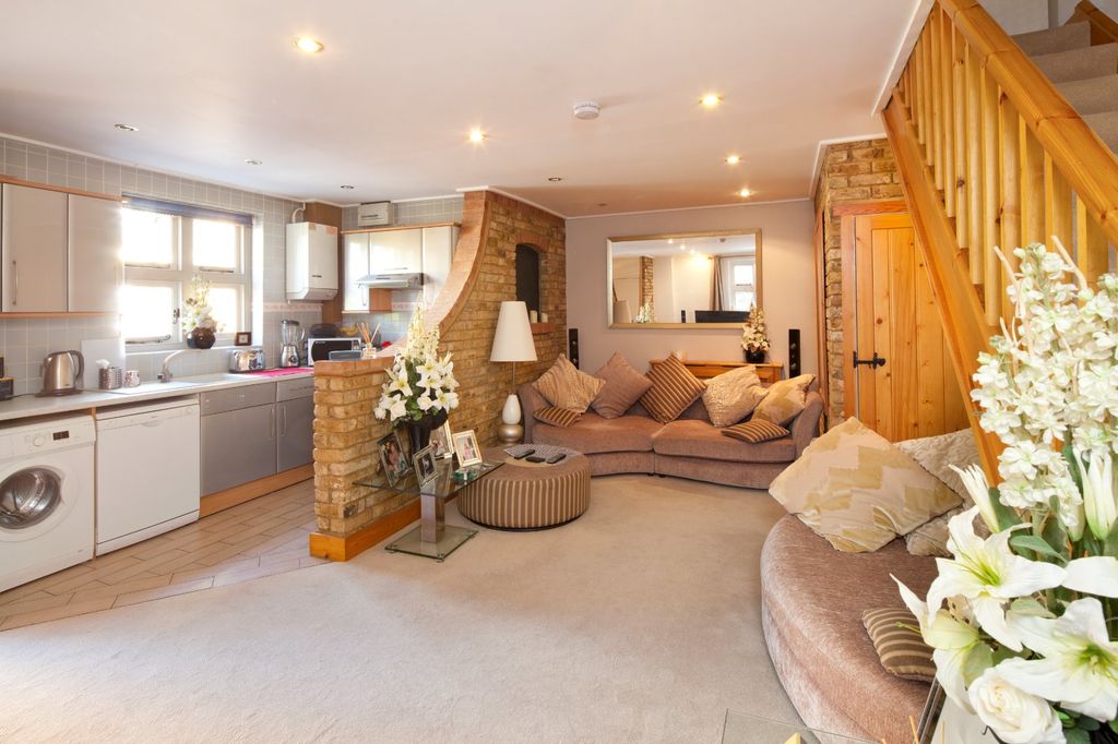 Additional image 24 of 6 bed detached house for saleHome Farm, Kemnal Road, Chislehurst, Kent BR7