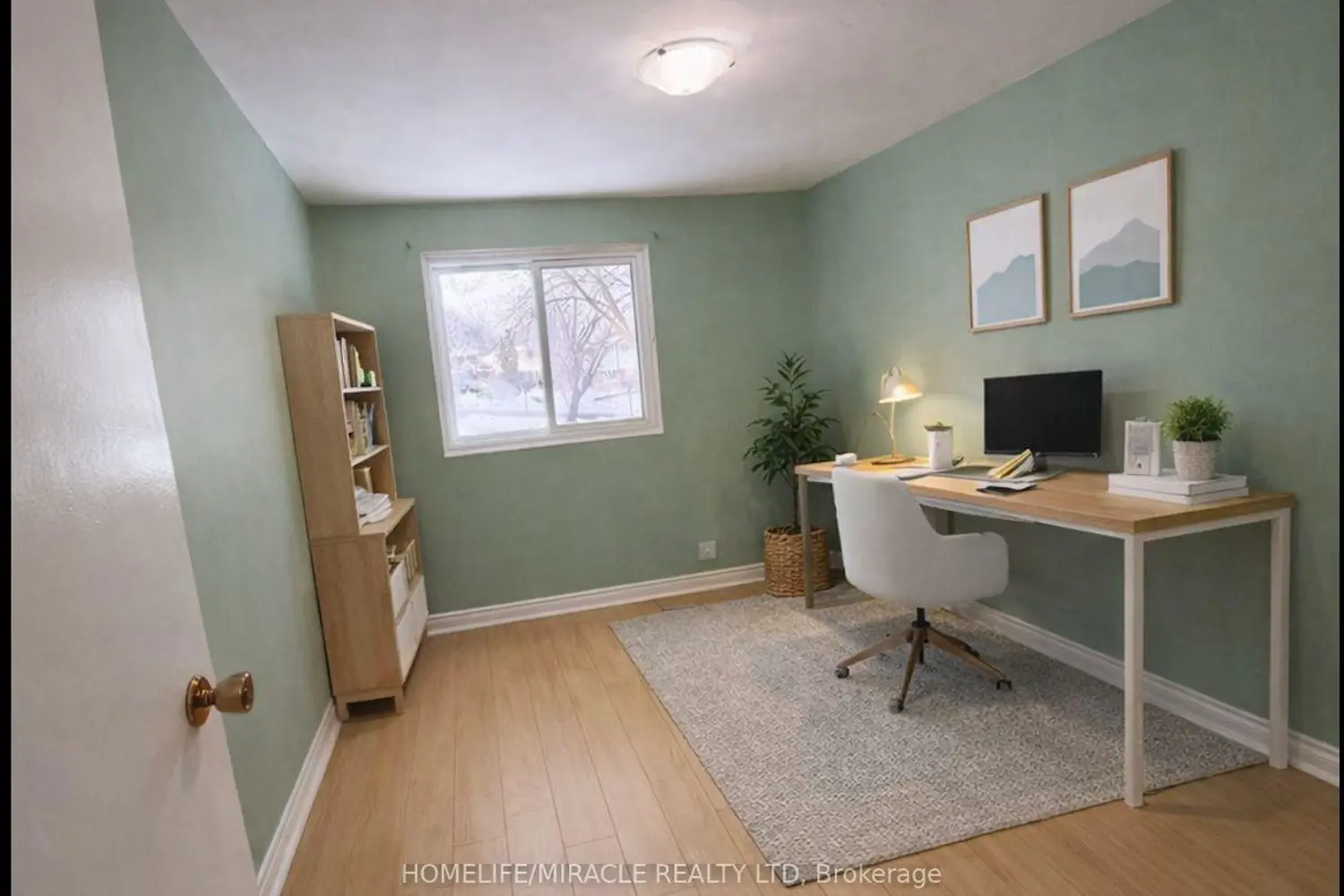 Additional image 10 of 1391 Fenelon Crescent