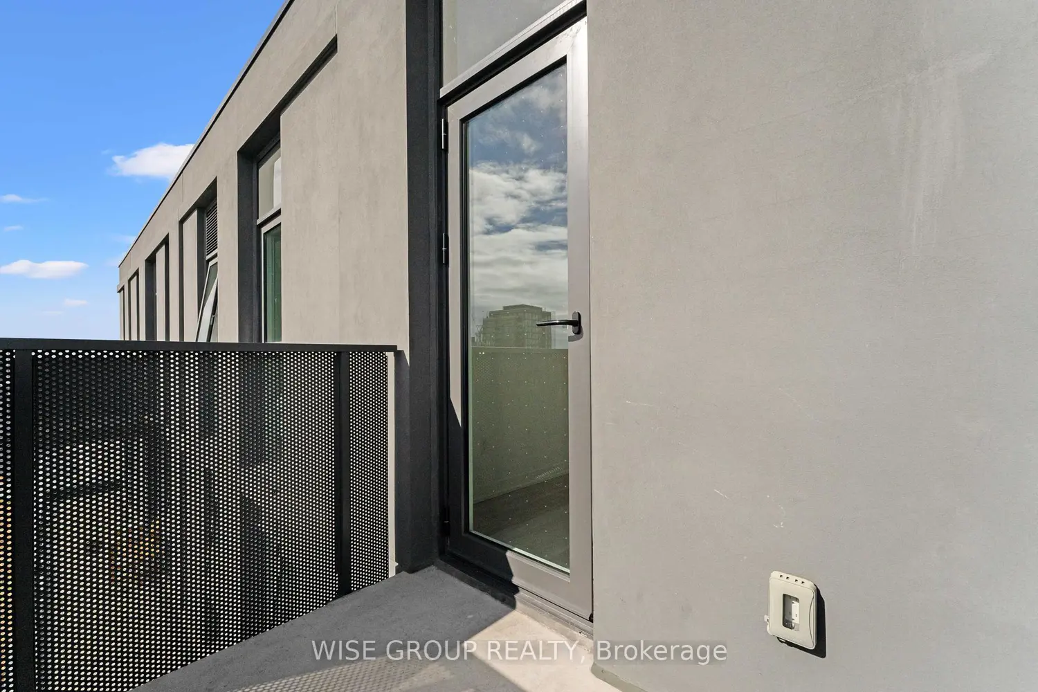 Additional image 11 of 500 Wilson Avenue 1116