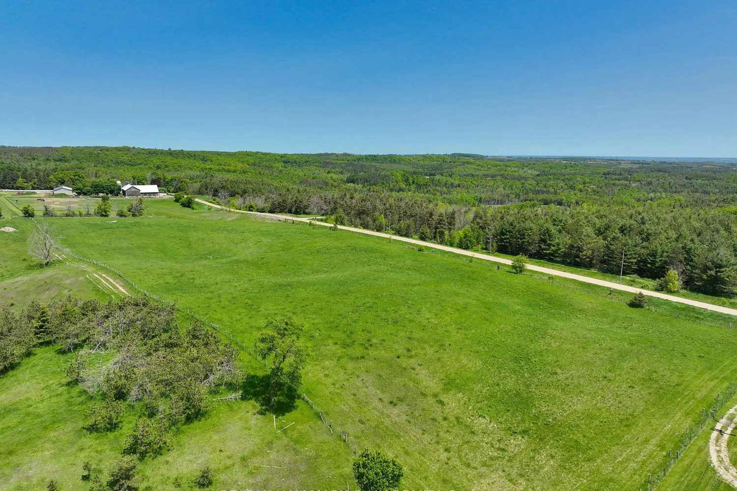 Additional image 16 of Pt E 1/2 Lot25 Conc 4 Ehs Pt 1, Pl 7R6861 Town Of Mono St, Mono Street