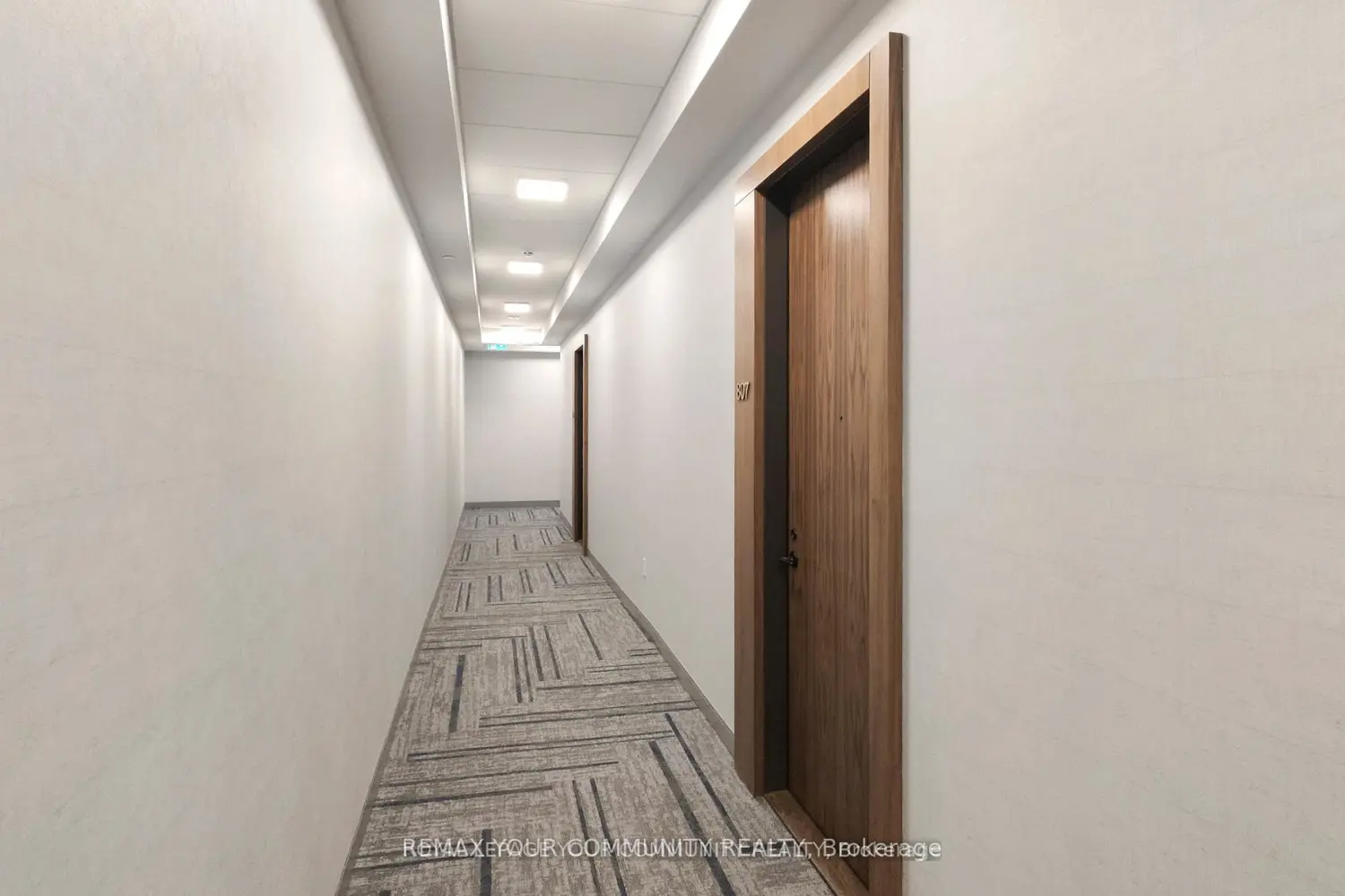 Additional image 19 of 509 Dundas Street 807