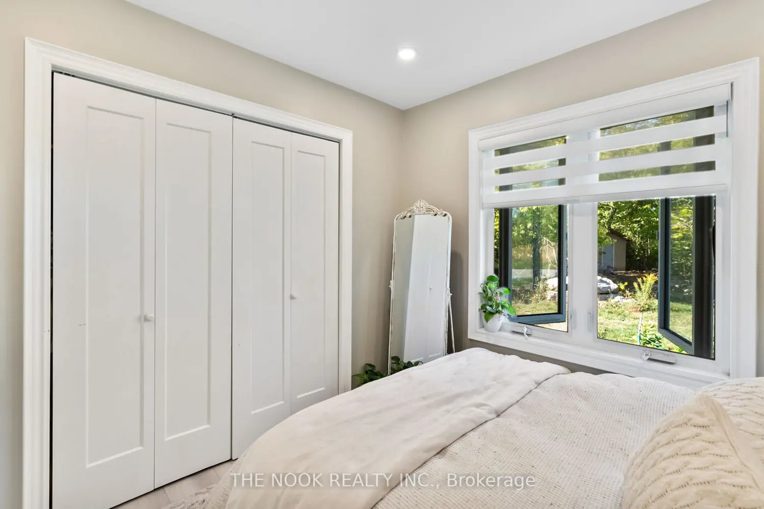 Additional image 12 of 46 Mcguire Beach Road