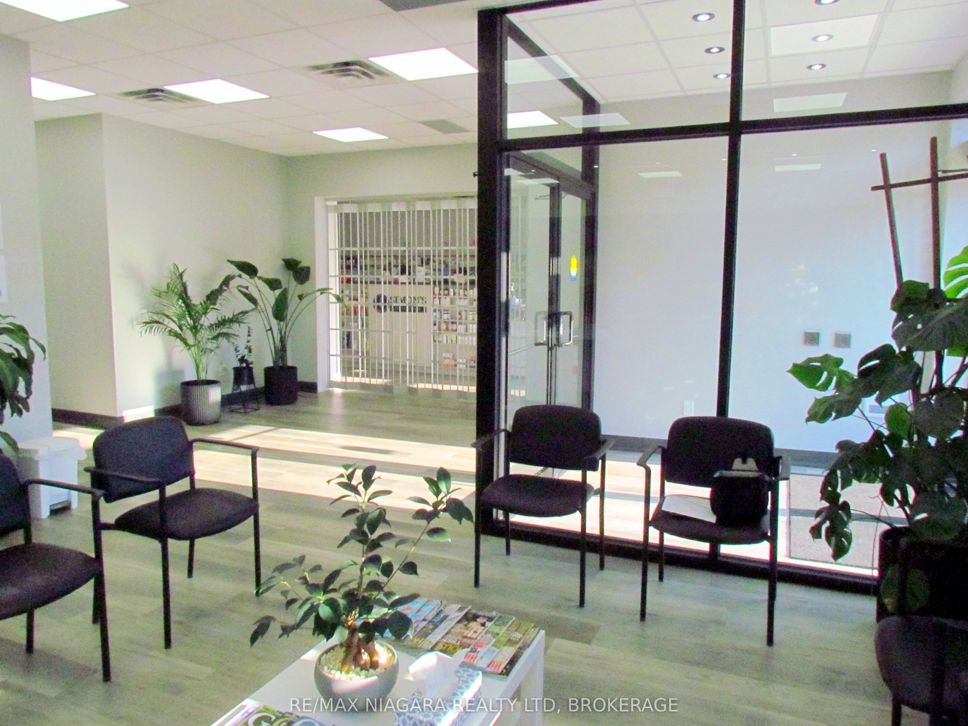 Additional image 4 of 4374 Drummond Road, Niagara Falls, ON, L2E 6S3